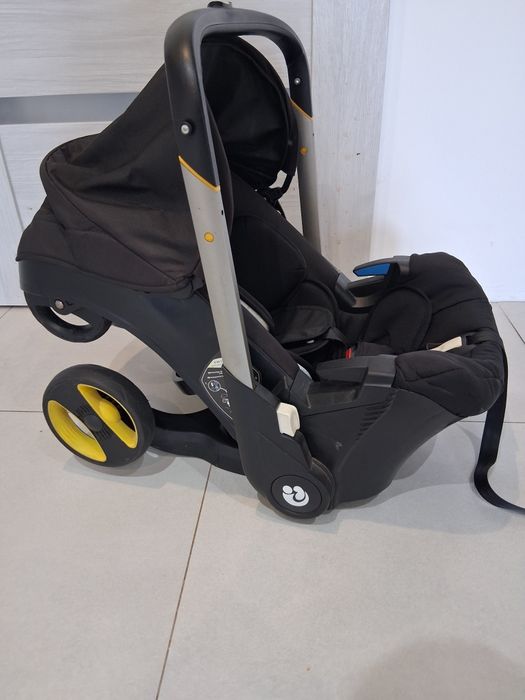 Jeżdzący fotelik samochodowy 3w1