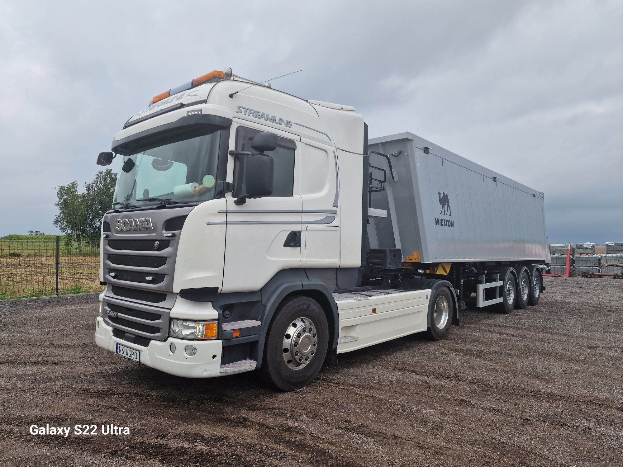 Usługi transportowe, naczepa wywrotka, ruchoma podłoga,  ładowarka