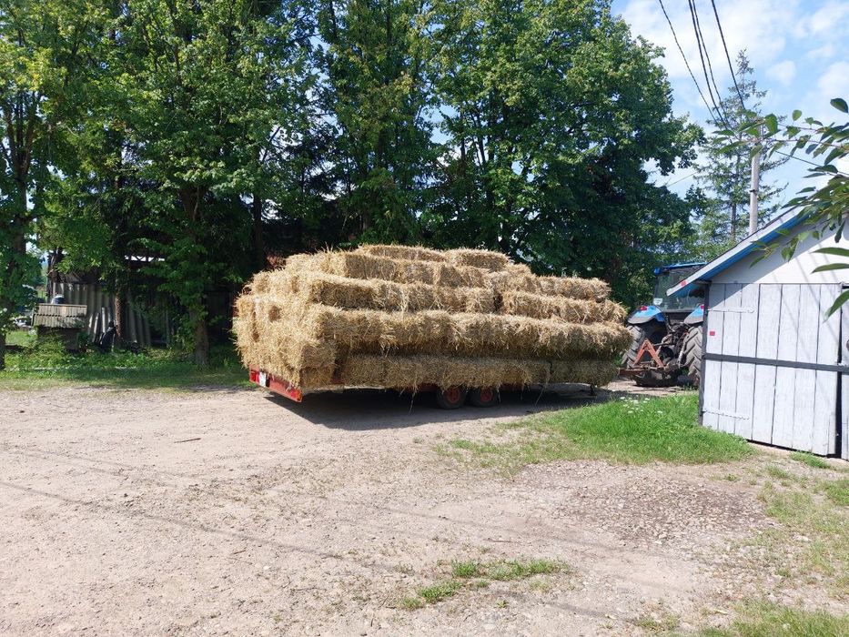 Тюки соломи, соломи тюки