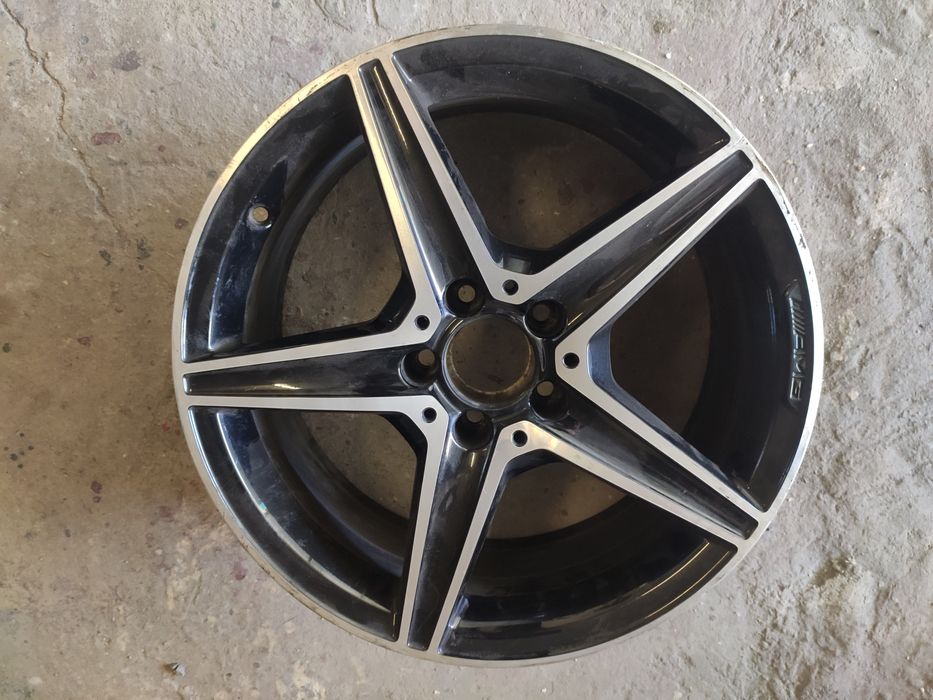 Felga Mercedes C43 AMG 18 x 7.5 ET33 pęknięta