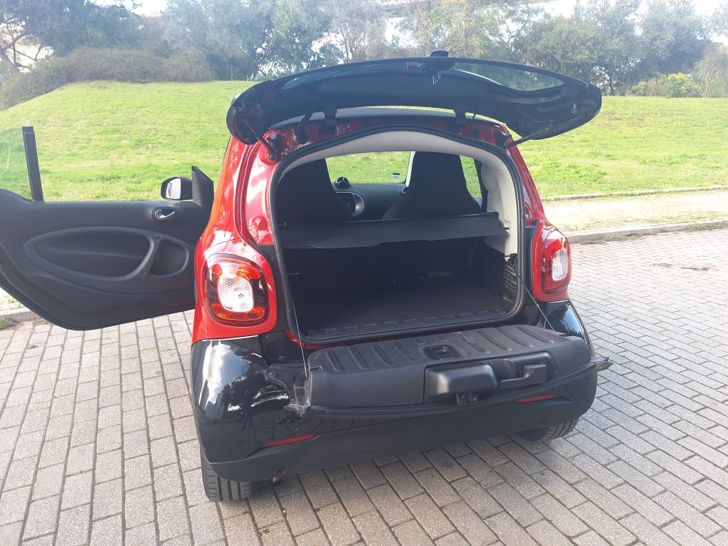 SMART FOUR Two 90 cv , 2019 - como novo