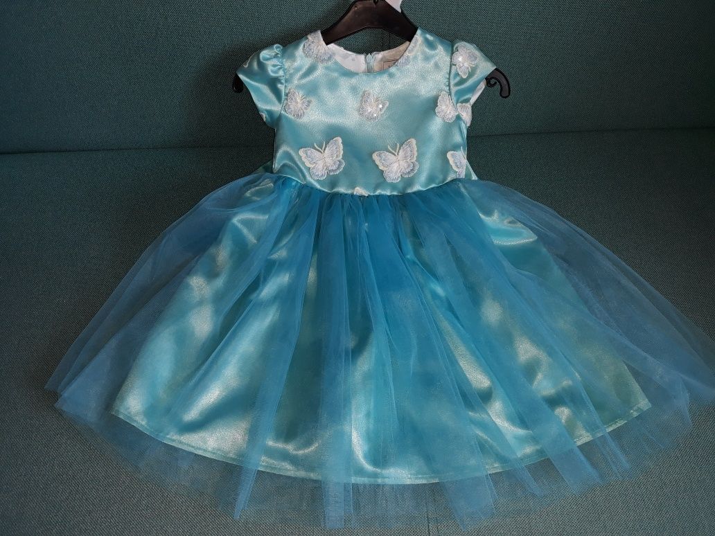 Дитячі красиві плаття