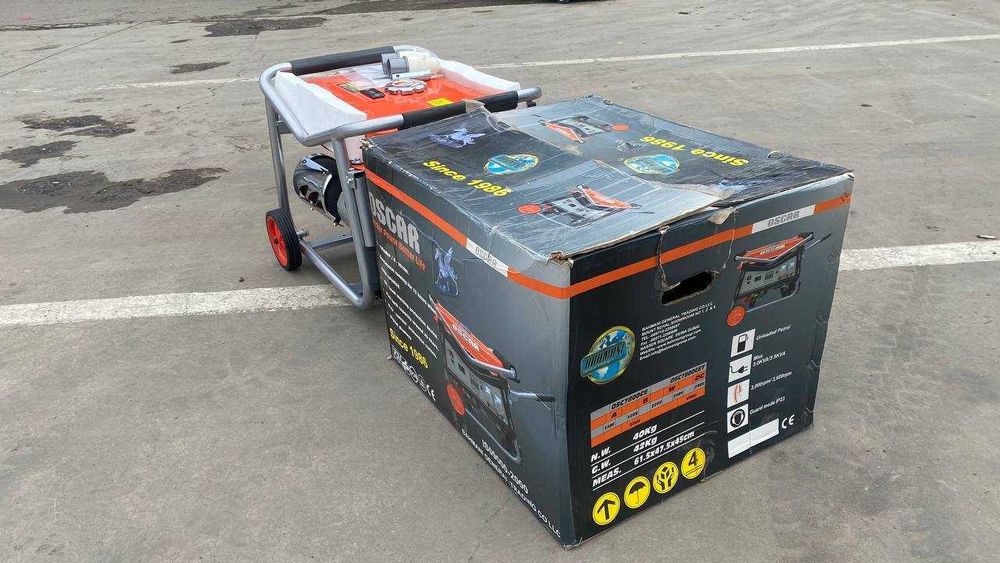 Генератор бензиновый OSCAR 2.5кВт
