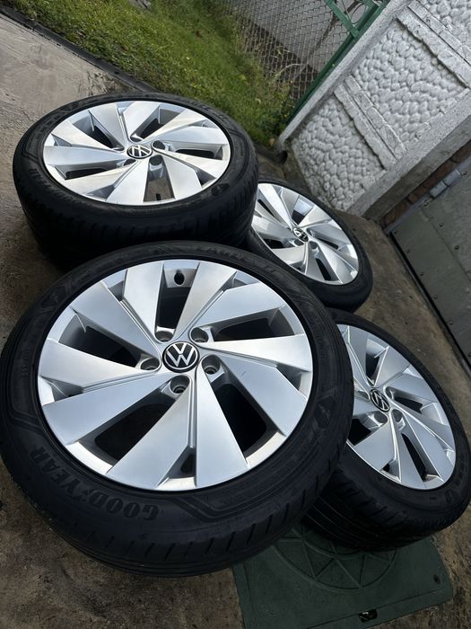 Диски R17 5/112 Volkswagen Golf 5 6 7 8 Passat 6 7 8 CC Audi Skoda
