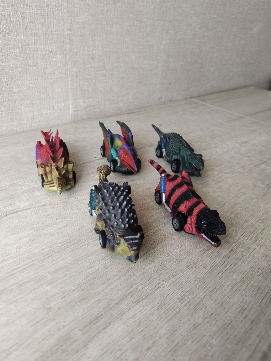 Машинка динозавр іграшковий набір DINOBROS Dinosaur Toy Pull Back