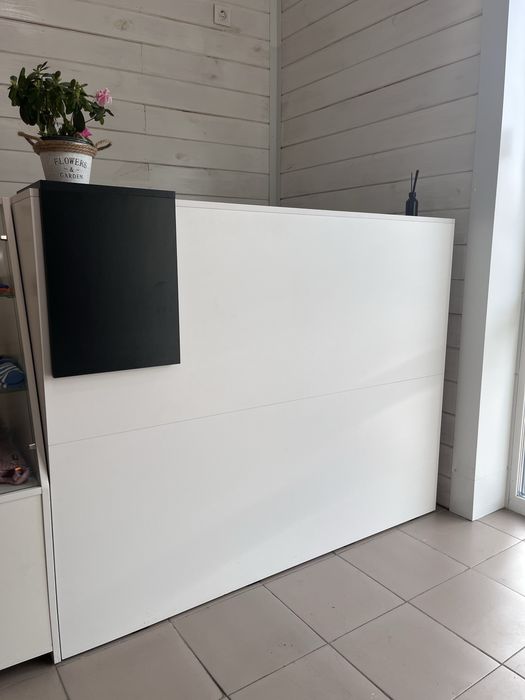 Меблі для магазину одягу