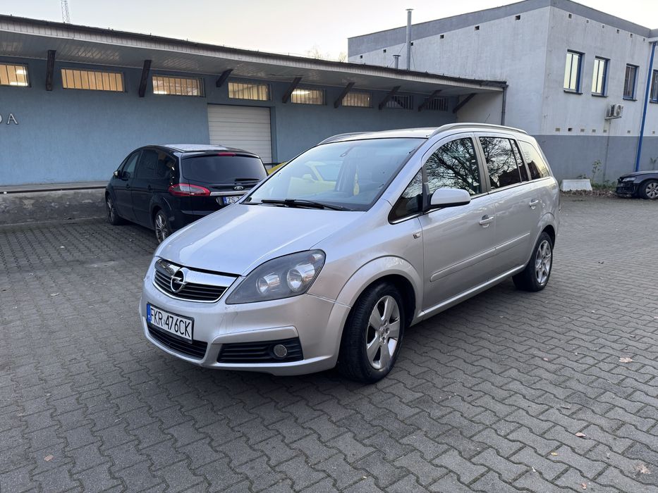 Opel Zafira B 1.9cdti, 7 osób, sprawny, zarejestrowany, bez rdzy