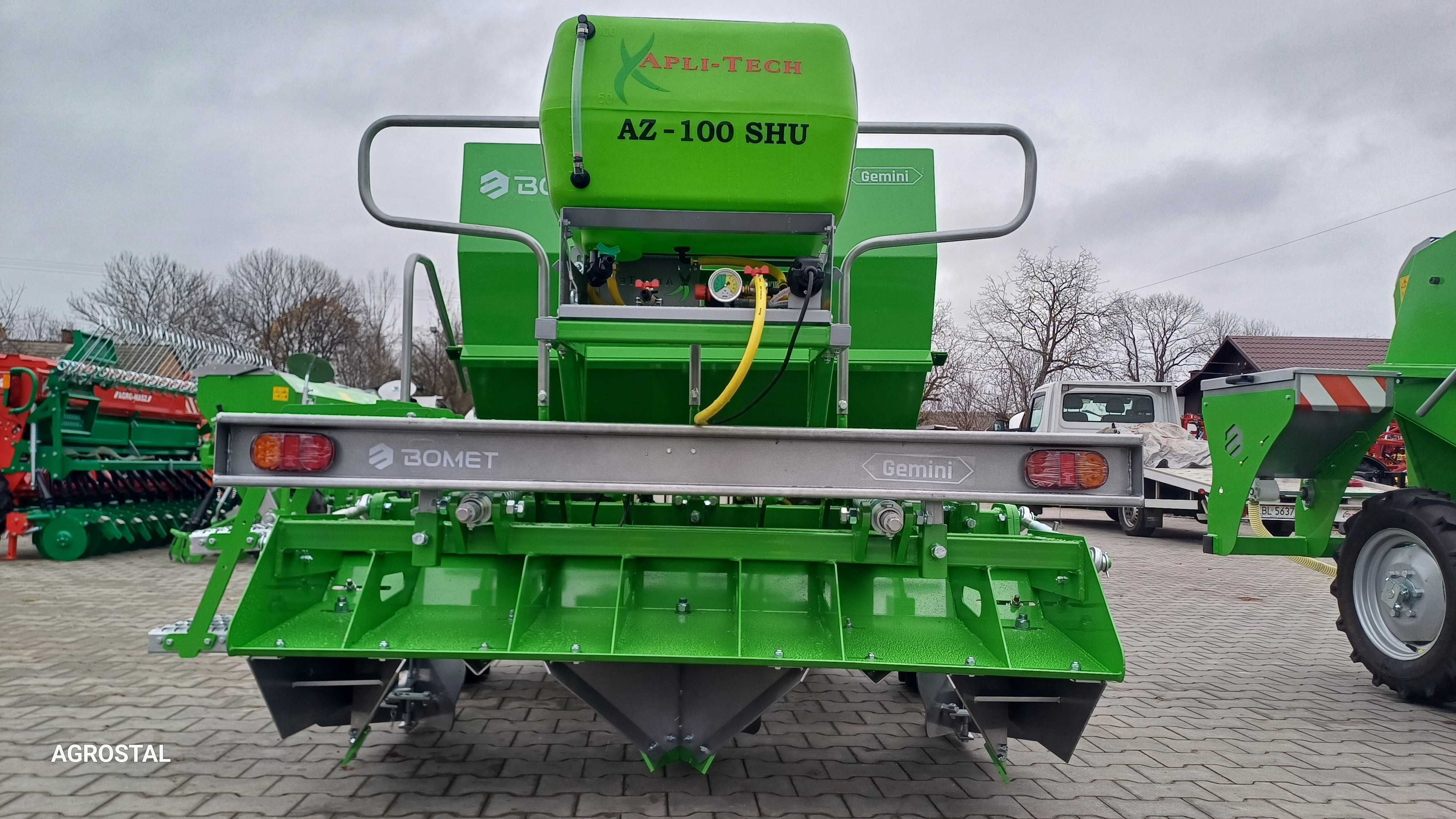 Sadzarka do ziemniaków Bomet S-339 zbiornik 800L AGROSTAL Promocja