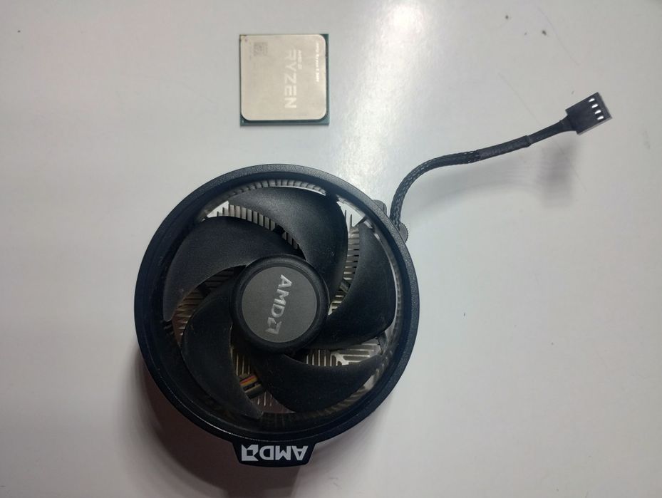 Продам.Процесор AMD Ryzen 5 2600 3.4GHz/16MB  sAM4 BOX