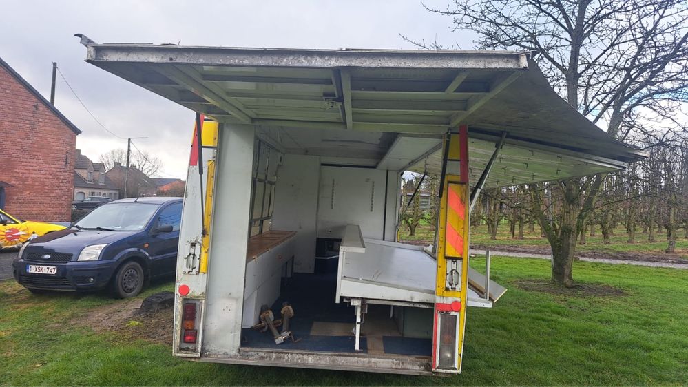 Citroen food truck 3 osiowy 4500 dmc