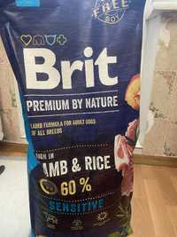 Brit premium корм для собак великих порід