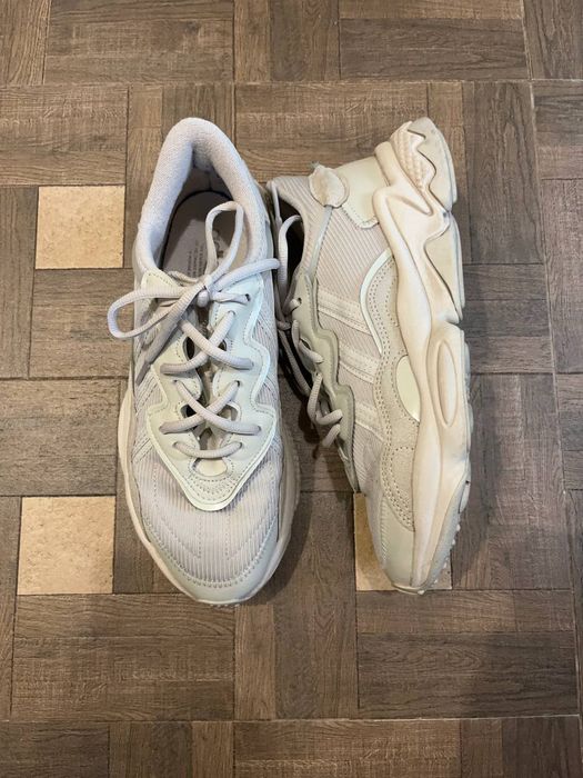 Кросівки,кроссовки Adidas Ozweego