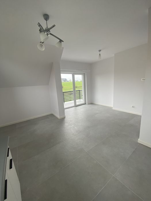 Do wynajęcia nowe mieszkania 50m² z balkonem i parkingiem – Ostrowsko.