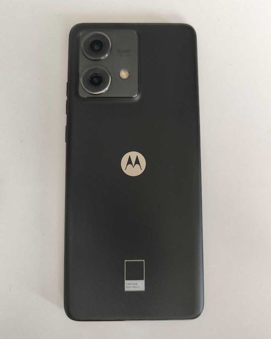 Motorola Edge 40 Neo 12 GB RAM / 256 GB