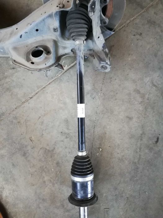 BMW f60 выходной вал