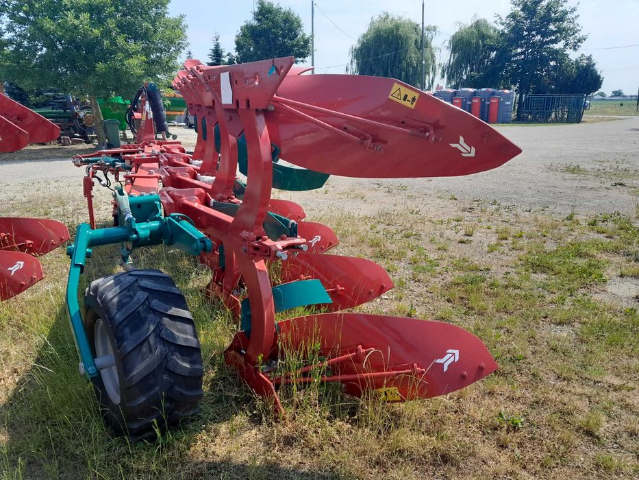 KVERNELAND ES 100 4 Korpusy VARIO, koło kop.-transp. 320, fabr. nowy