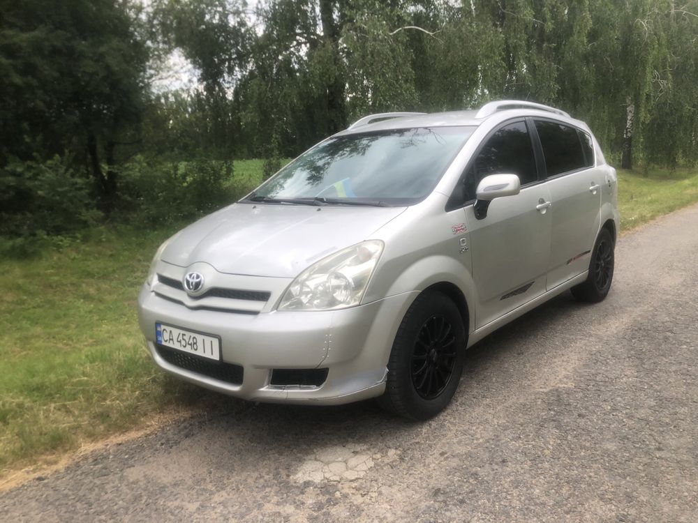 Toyota corolla verso 2.0 d4d 2005