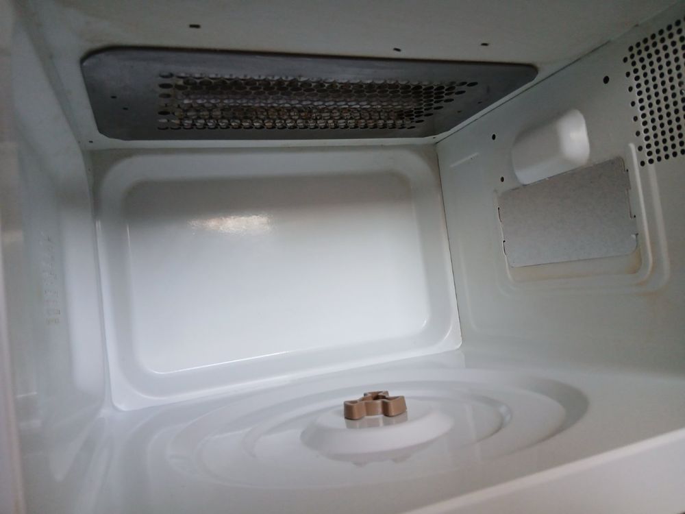 Микроволновка Gorenje.Рабочая