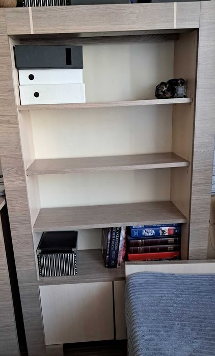 biblioteczka / szafka firmy VOX