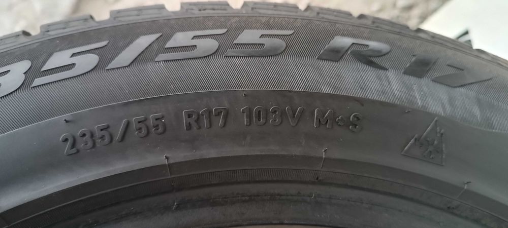 Зимові шини 235/55 R17 Pirelli winter sottozero 3