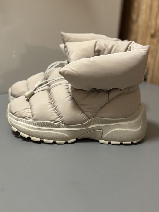 Зимові чоботи дутики H&M