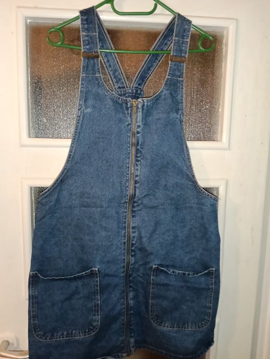 Spódnica na szelkach