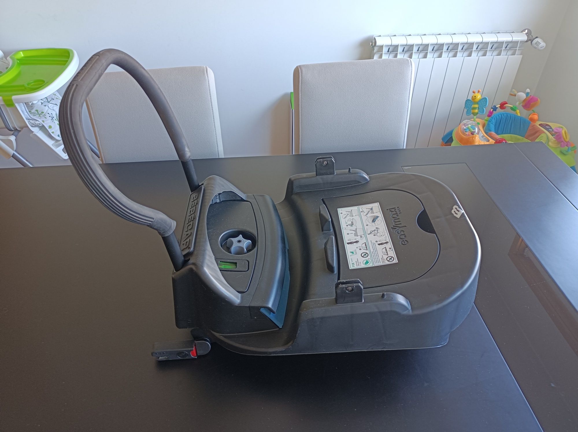 Cadeira auto tipo babycock Bebécar Easymaxi LF Isofix