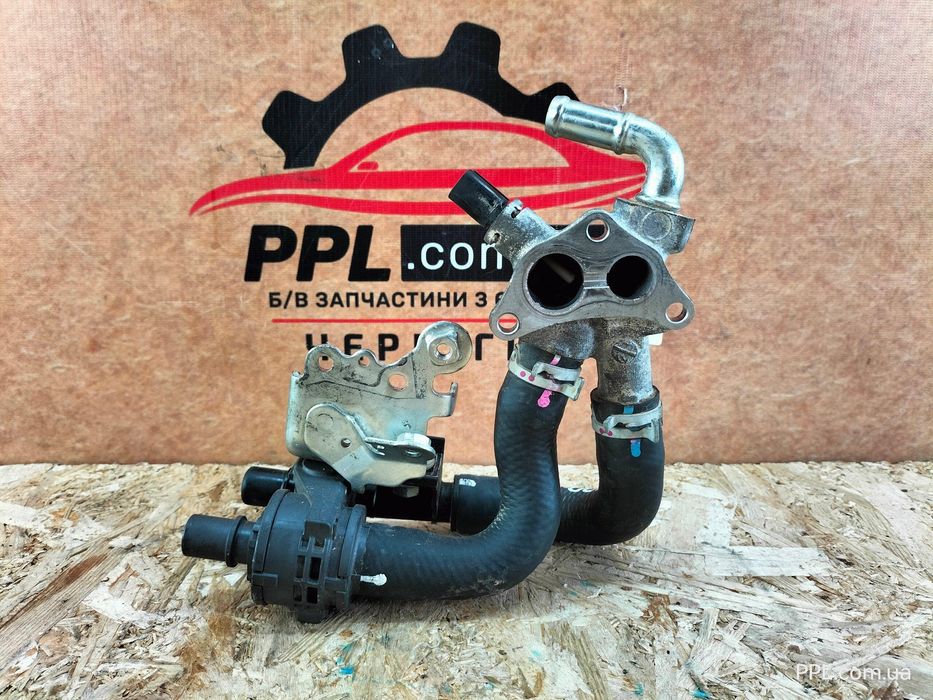 Lexus NX II 2021- 2.5 Патрубок тройник охлаждения корпус термостата