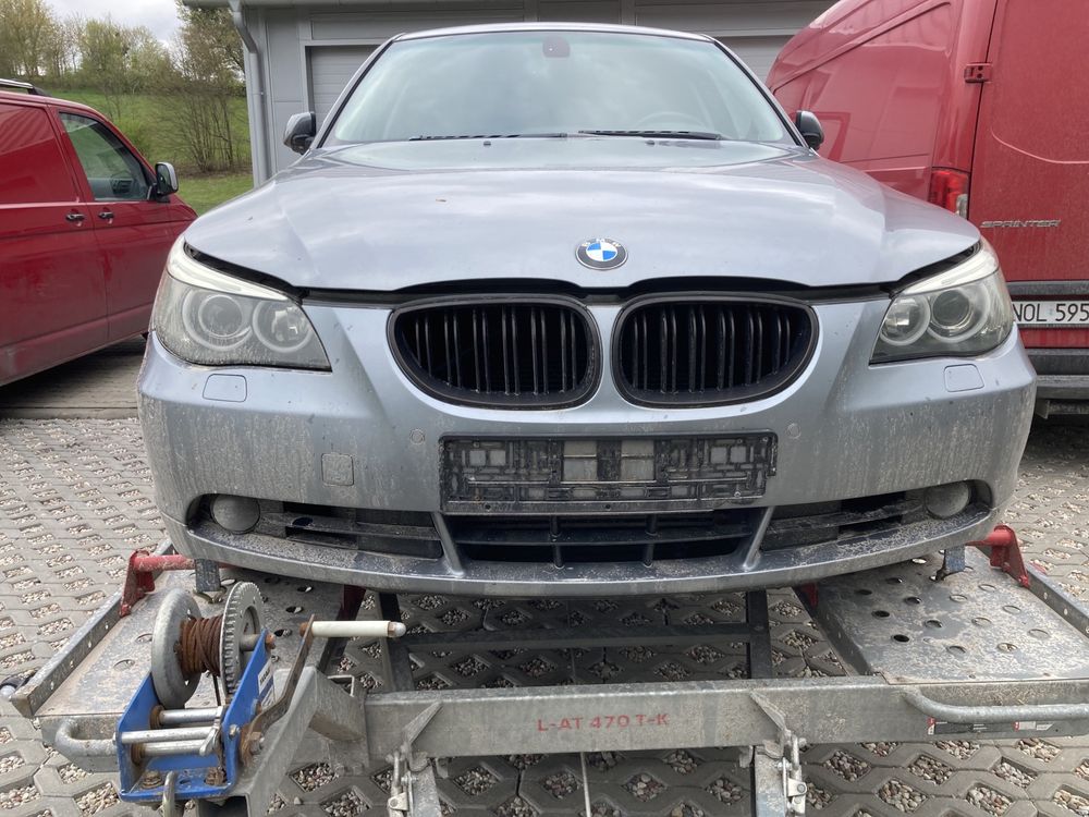 Maska zderzak blitnik Bmw E60