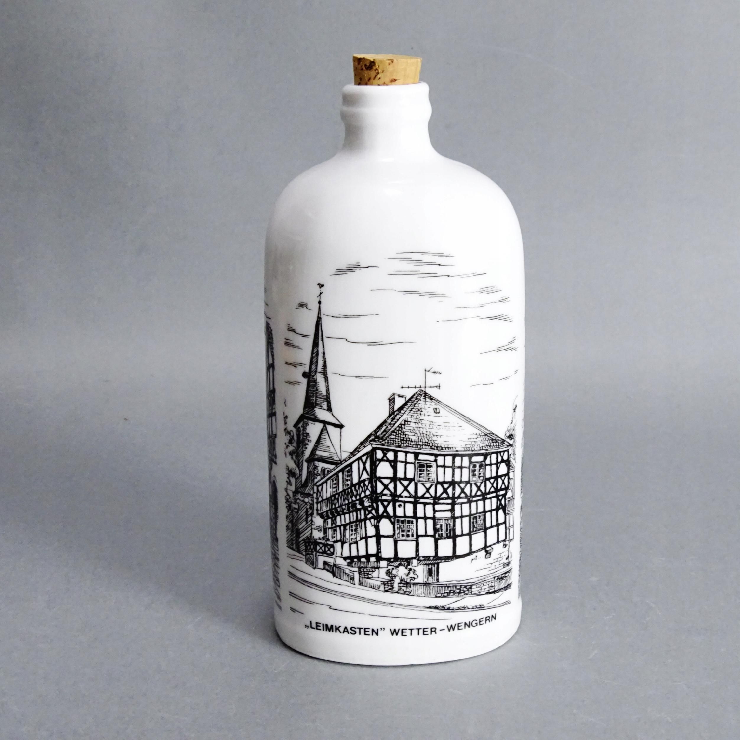 piękna butla porcelanowa mur pruski zabytki widok miasta