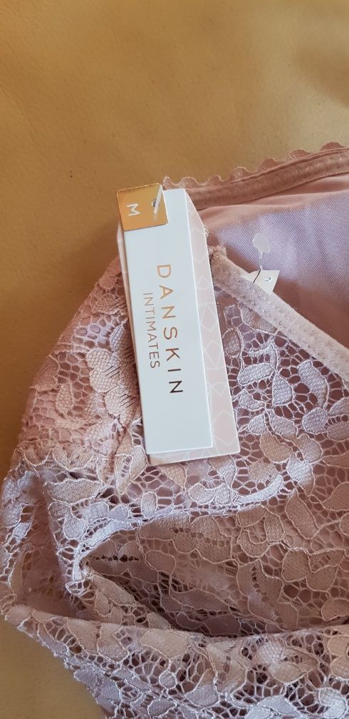 Кружевное боди Danskin intimates S- M