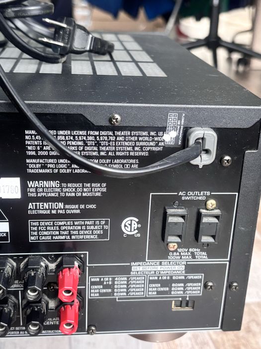 Amplituner YAMAHA RX-V640      z USA