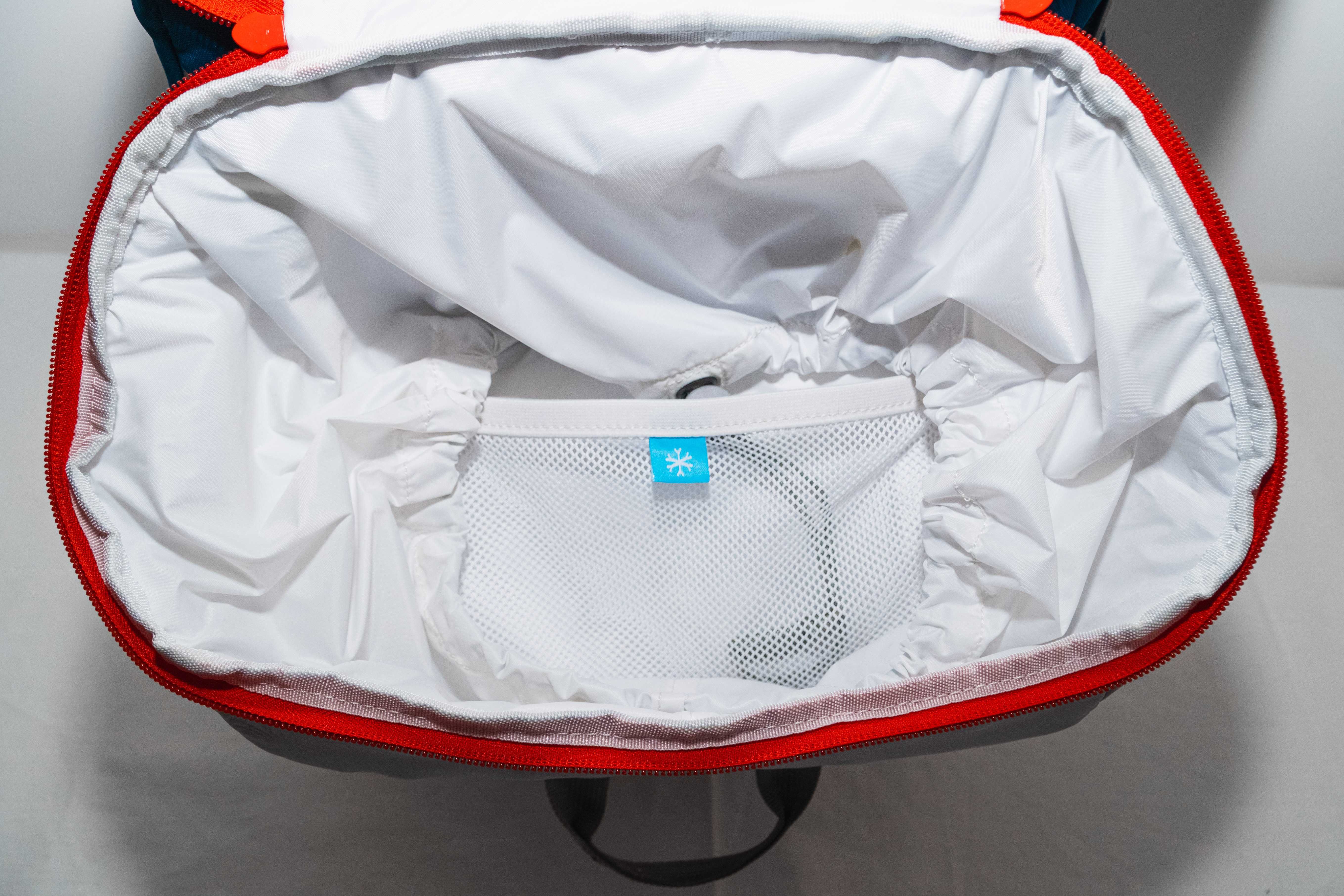 Mochila Isotérmica Quechua 30 L- Semi-nova