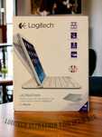 Чехол с клавiатурой Logitech Ultrathin для ipad air.