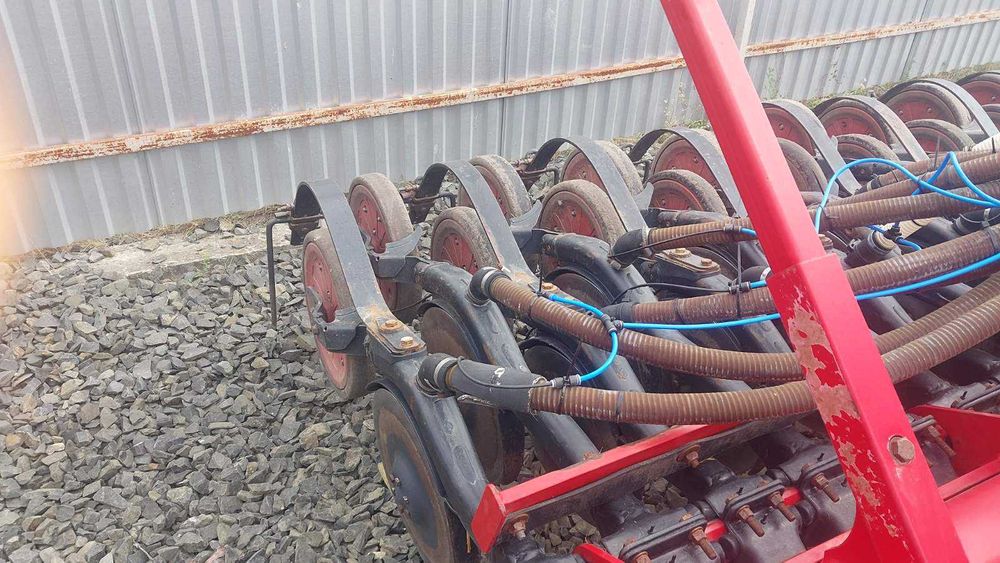 продам сеялку Horsch Pronto 4 DC   Хорш Пронто . посевной комплекс