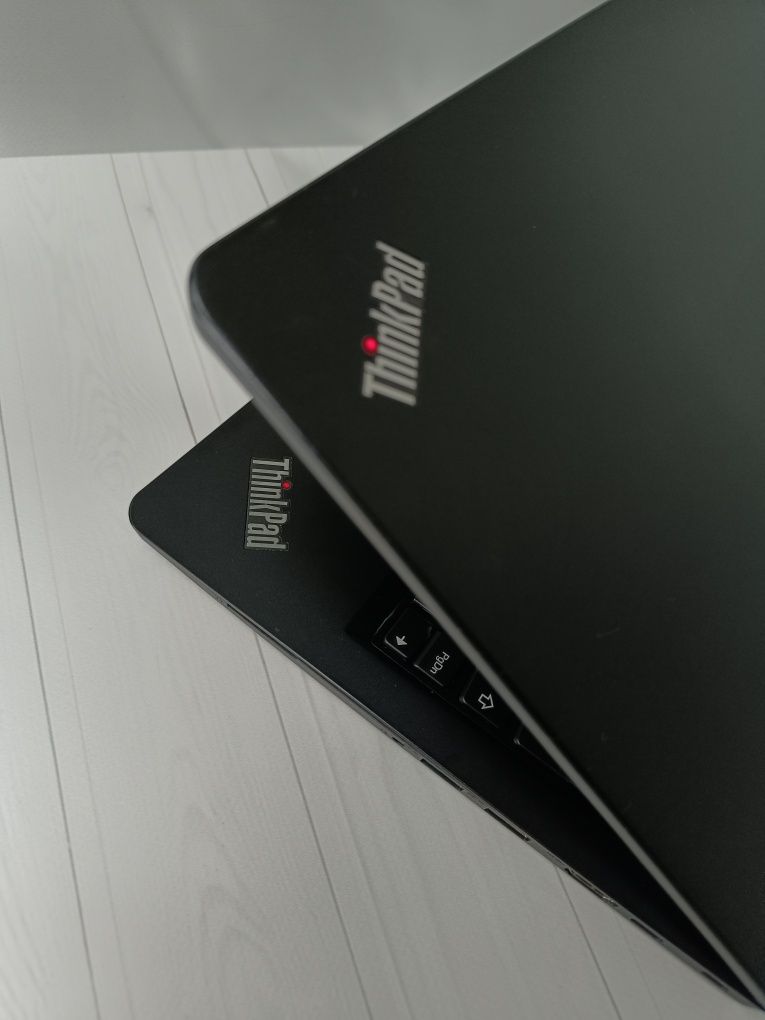 Ноутбук Lenovo ThinkPad 13/i5-6200/8/128/13.2 " HD/Гарантія 9 міс.