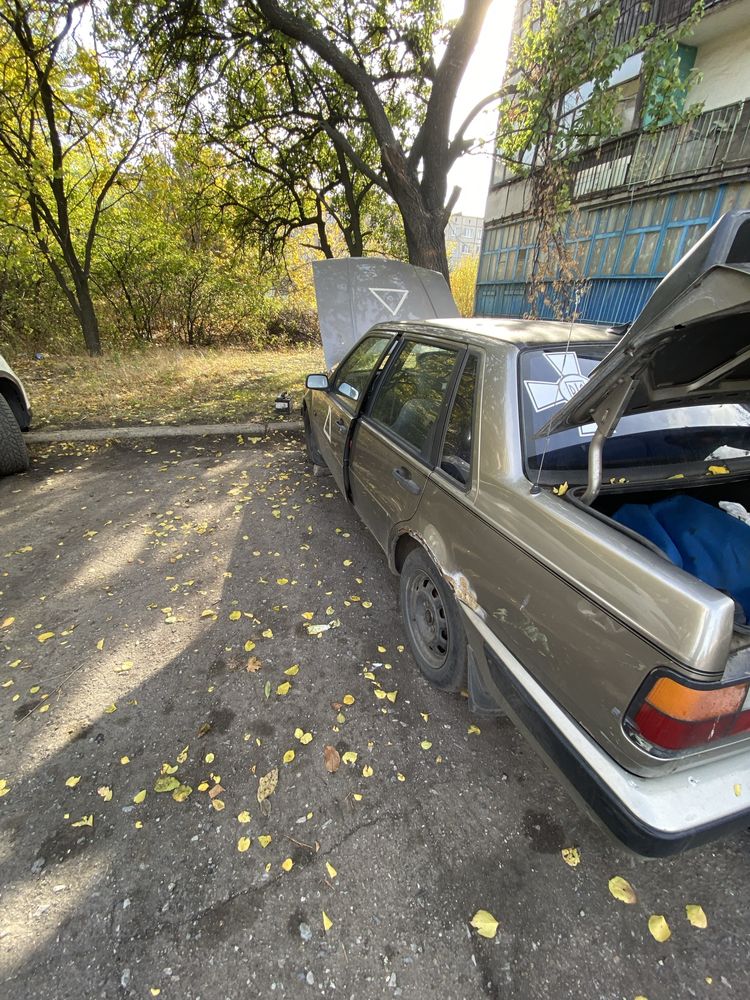 Volvo 460 1.6 газ/безин
