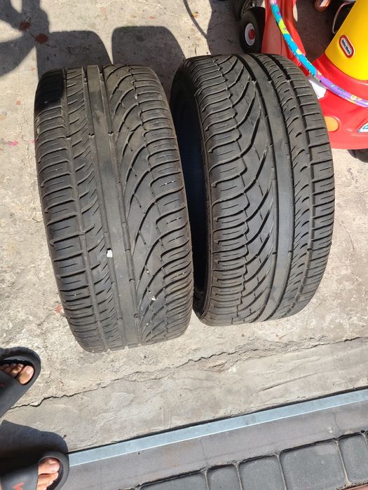 Dwie Opony całoroczne Radburg 225/45 r18 super stan. Cena za obydwie!!