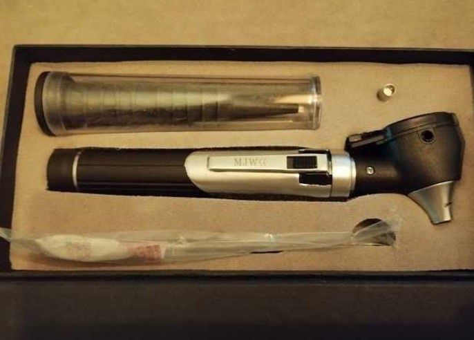 Otoskop MJW że światłem LED