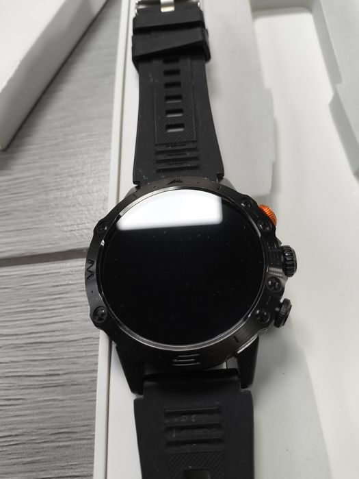 Smartwatch męski 1,53" AMOLED 124 + trybów sportowych SpO2 IP68