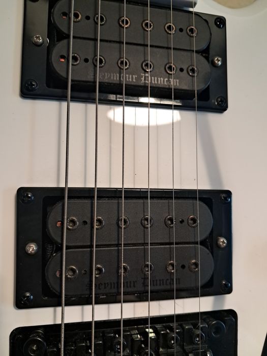 Jackson kelly com seymor duncan black winter set