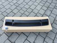 Nowy Wlot oryg na maske metalplast kamei rarytas  w Golf mk2 Jetta A2
