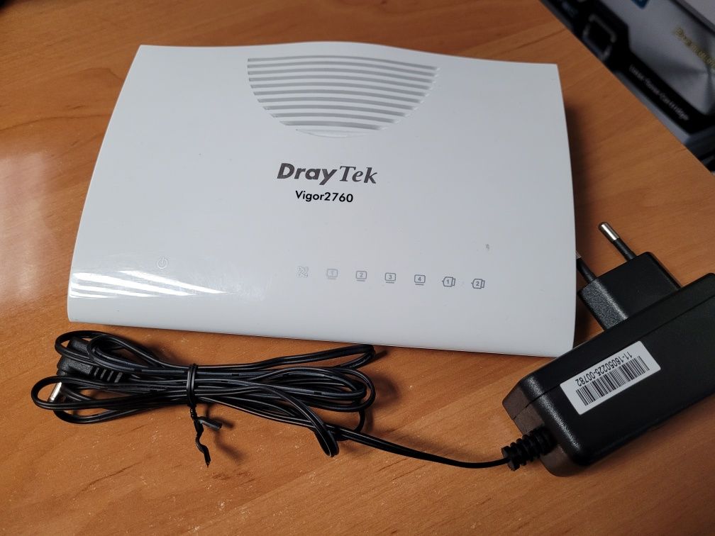 Router przewodowy DrayTek 2760