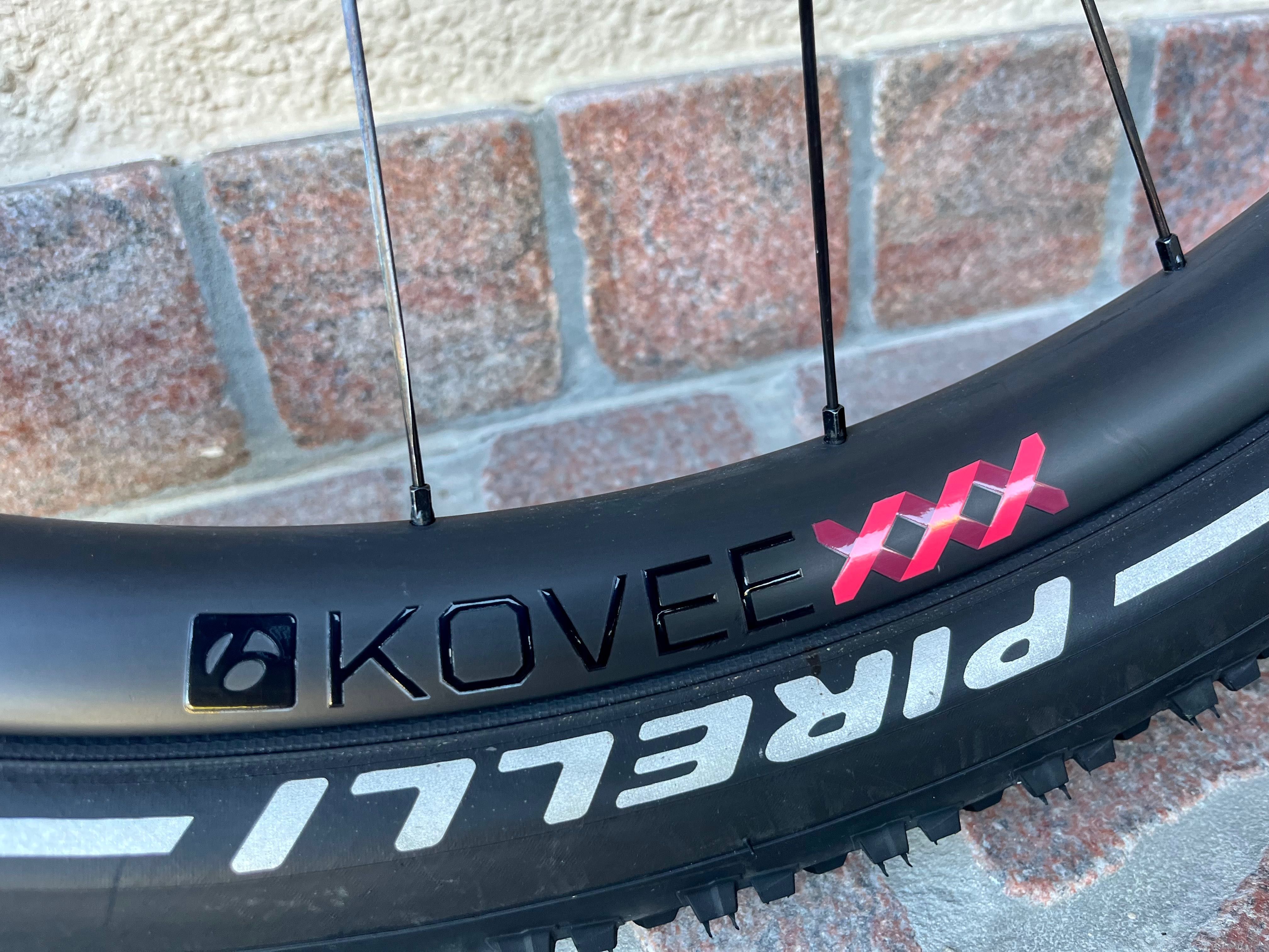 Zestaw kół BONTRAGER Kovee XXX Boost 29r