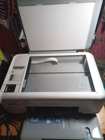 Продам принтер hp