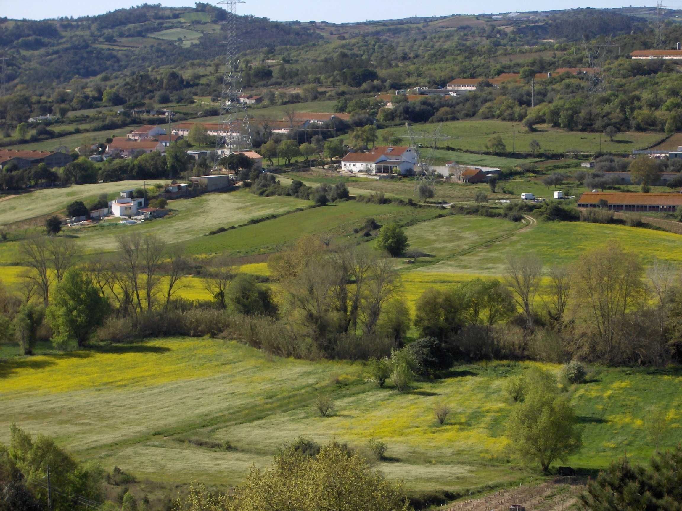 quinta c/avaliação credenciada c/900m2 úteis boa p/al/hostel/habitação