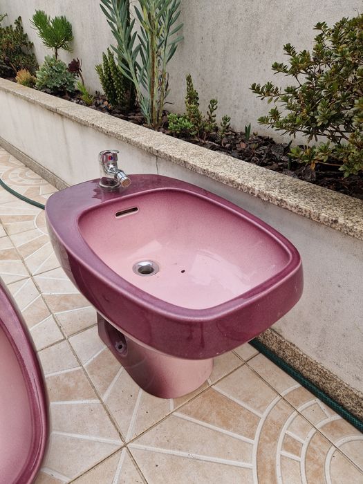 Conjunto de loiças de casa de banho