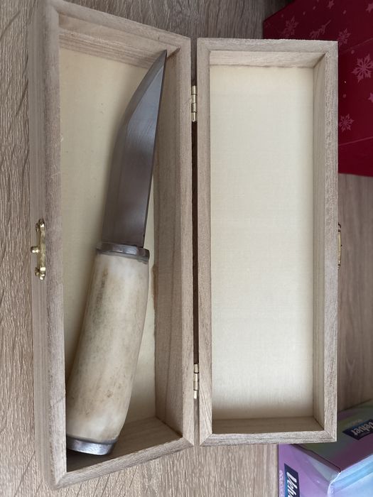 Nóż myśliwski recznie robiony