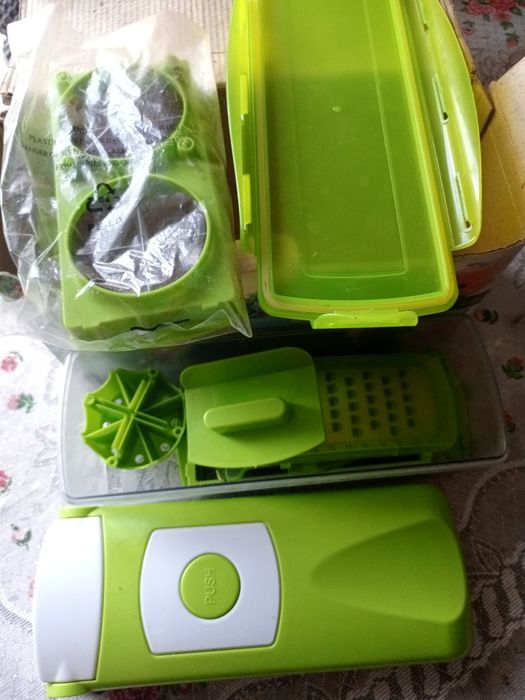 Овочерізка найсер дайсер