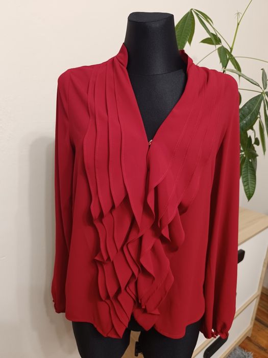 Czerwona bluzka damska z żabotem M L christmas święta